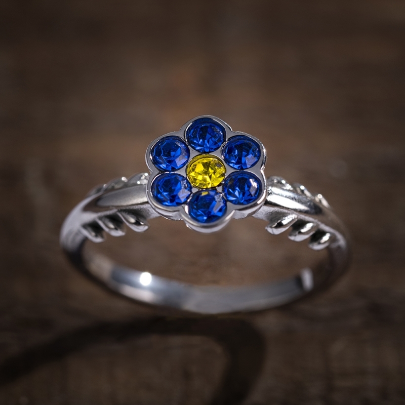 Ring Marína with a forget-me-not