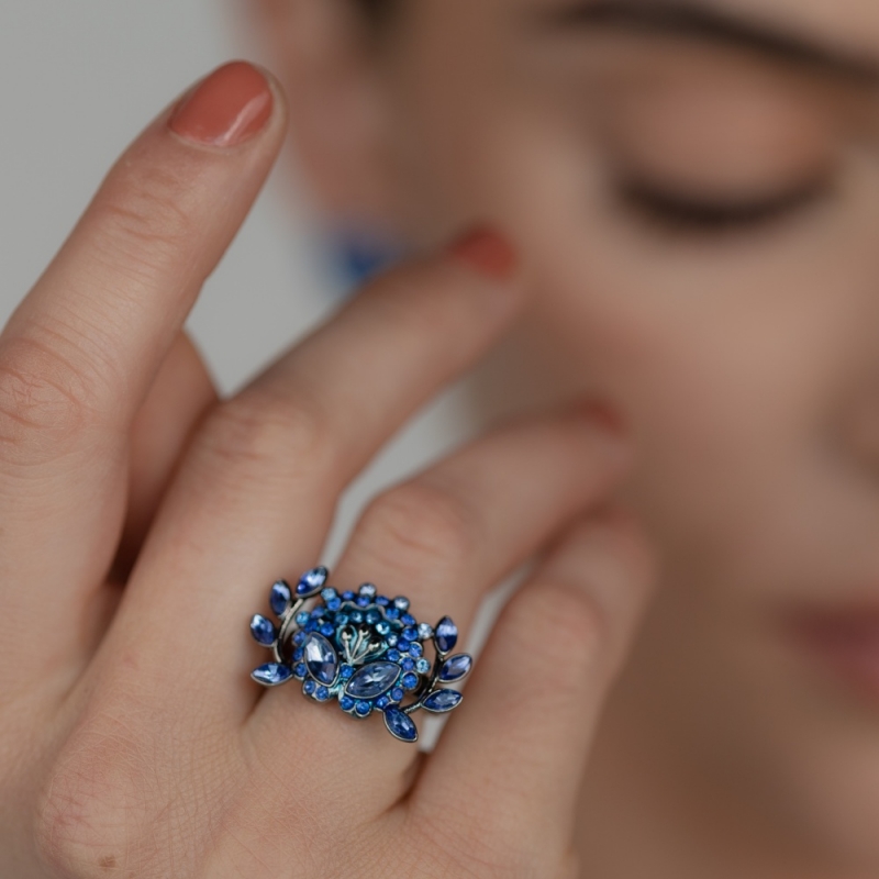 Kék pipacsvirág gyűrű