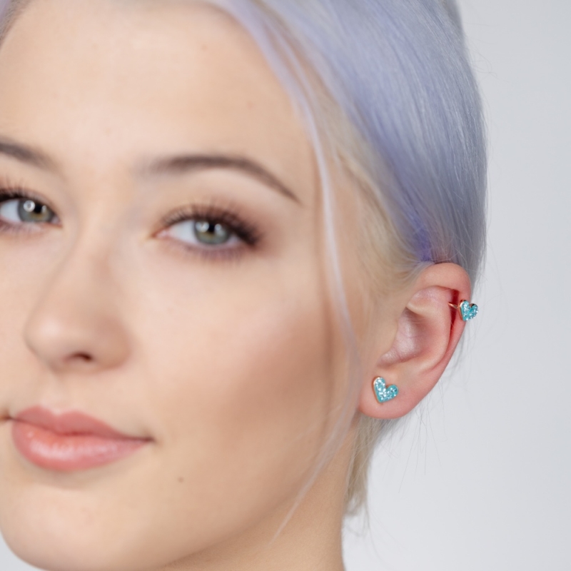 Mini türkizkék szívecse fülbevalók