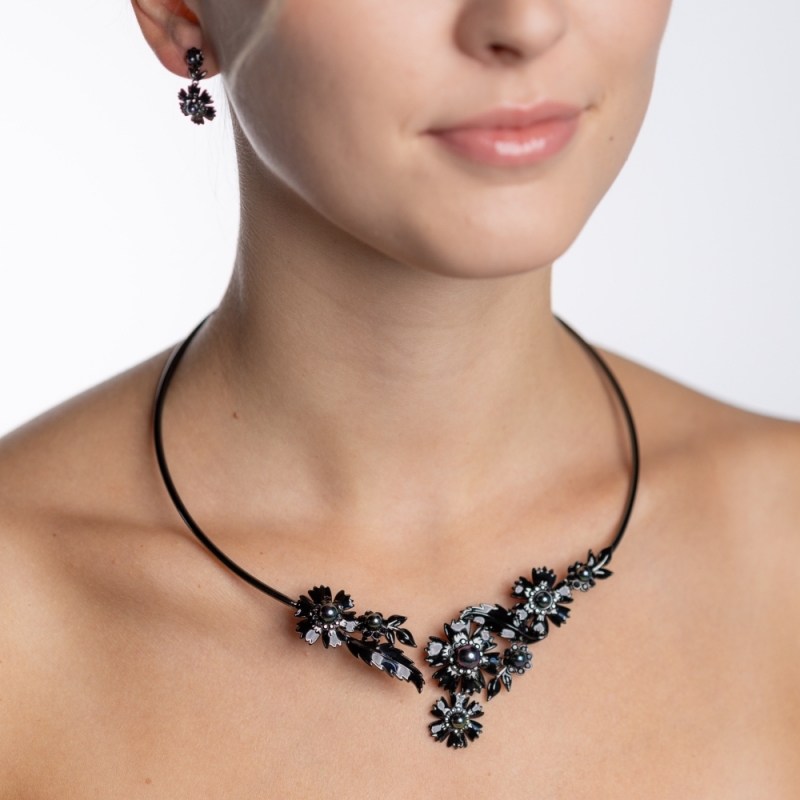 Cuff necklace Margeta