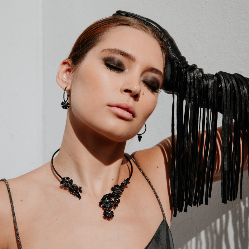 Cuff necklace Margeta