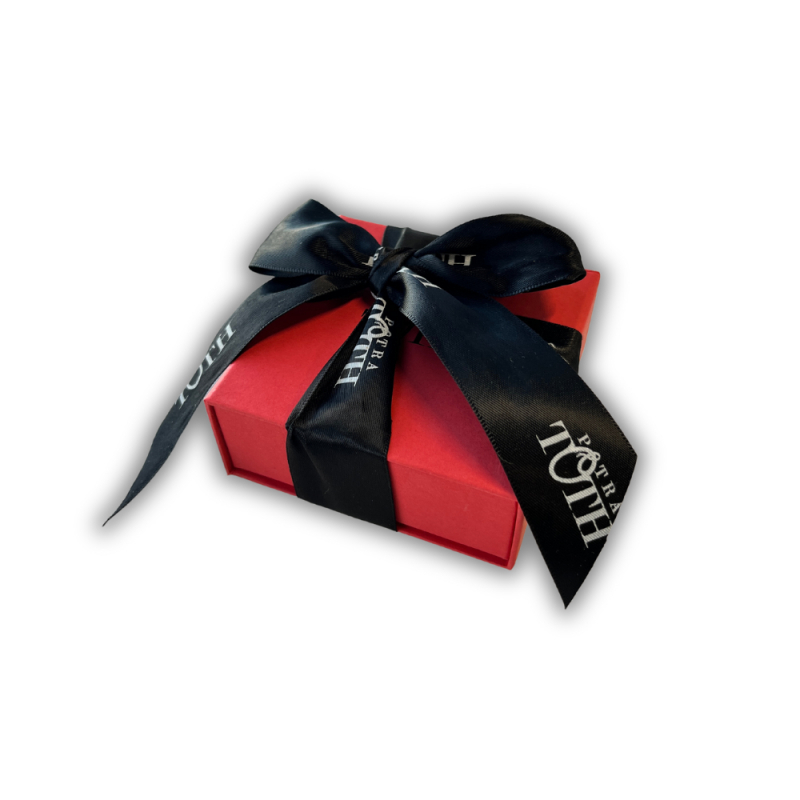 Christmas gift box gold ornaments 7