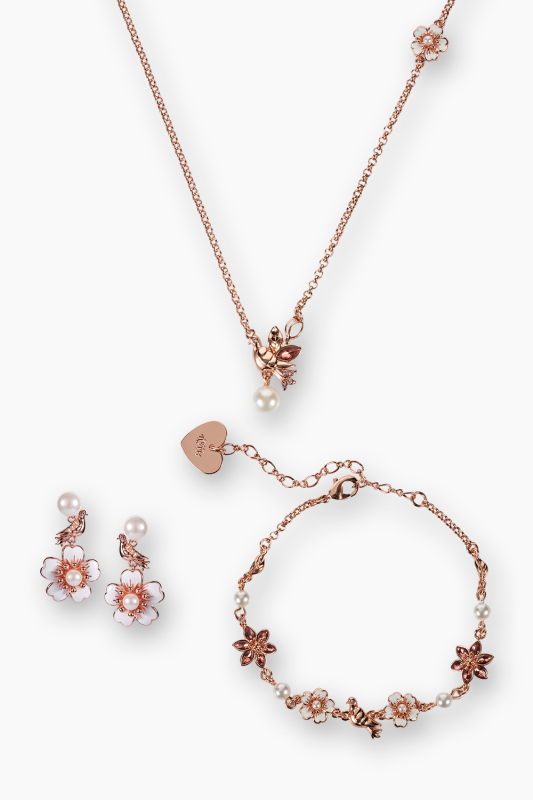 Virágzó május és Galambok szett