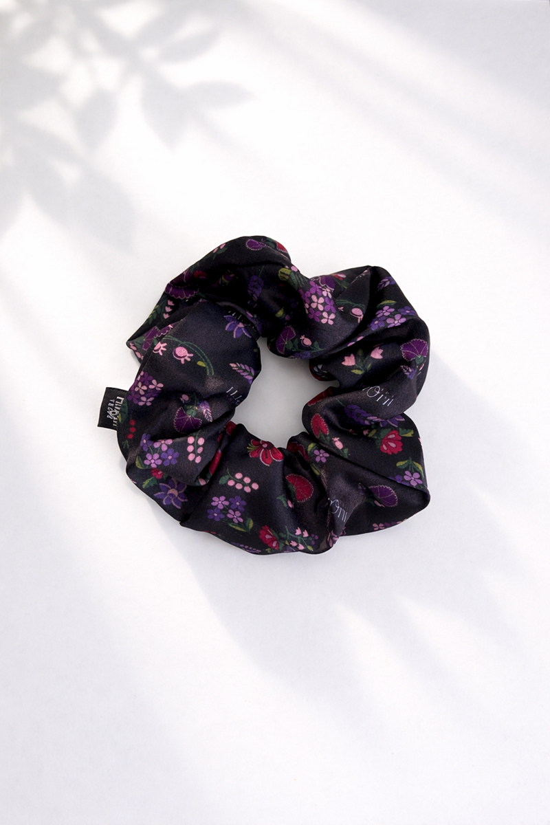 Scrunchie gumička Detva