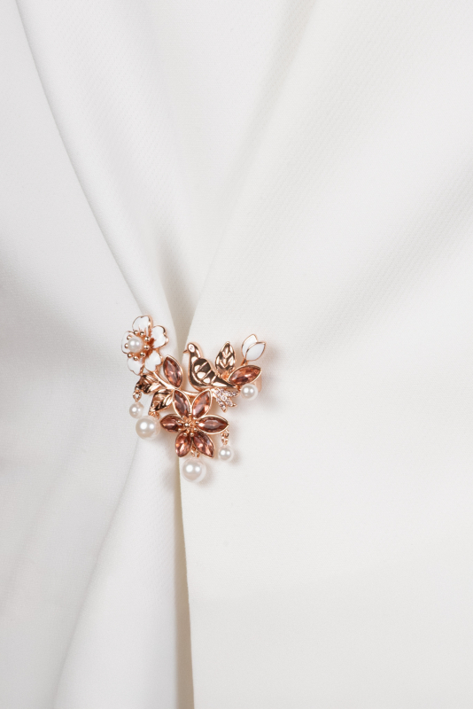 Brošňa Starostlivá holubička