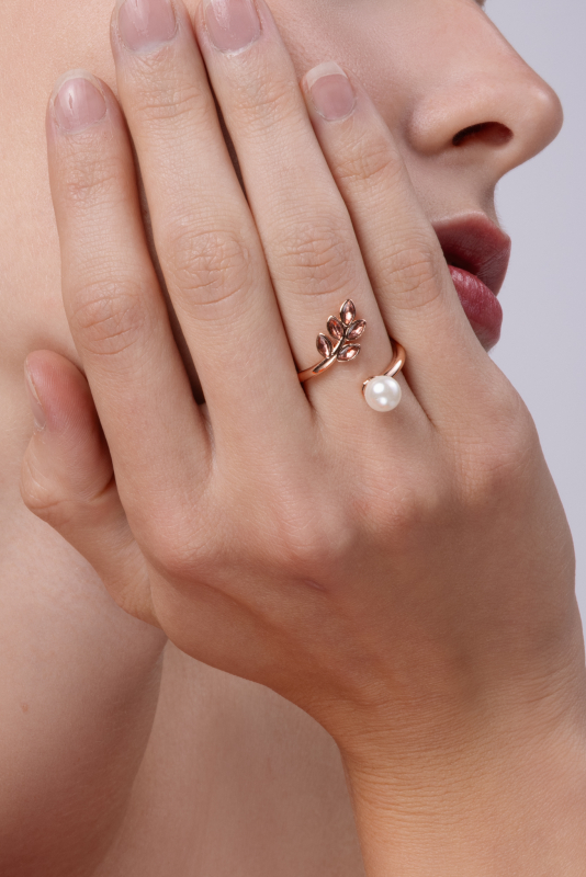 Levelek Gyűrű Gyönggyel